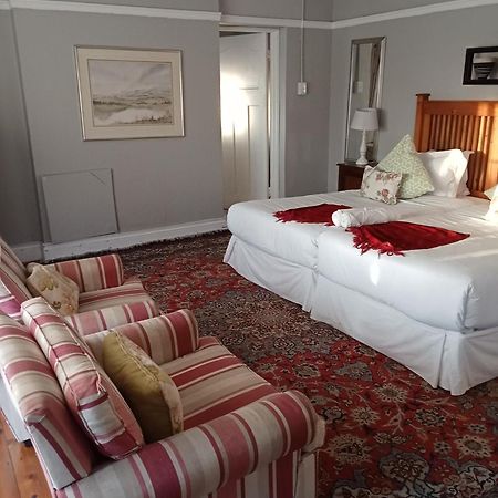Kardinal Guesthouse Порт-Элизабет Экстерьер фото